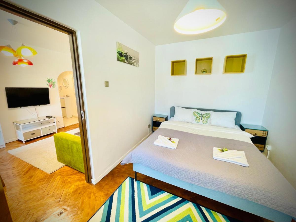 Modern Place To Stay-Self Check-In Nonstop 24H-Wifi Resicabánya Kültér fotó