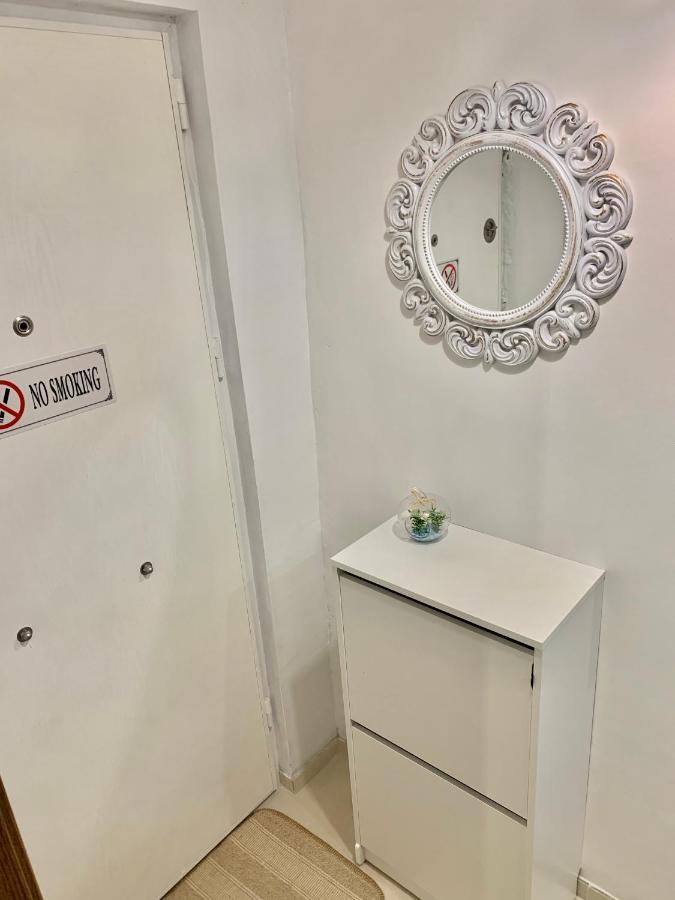 Modern Place To Stay-Self Check-In Nonstop 24H-Wifi Resicabánya Kültér fotó